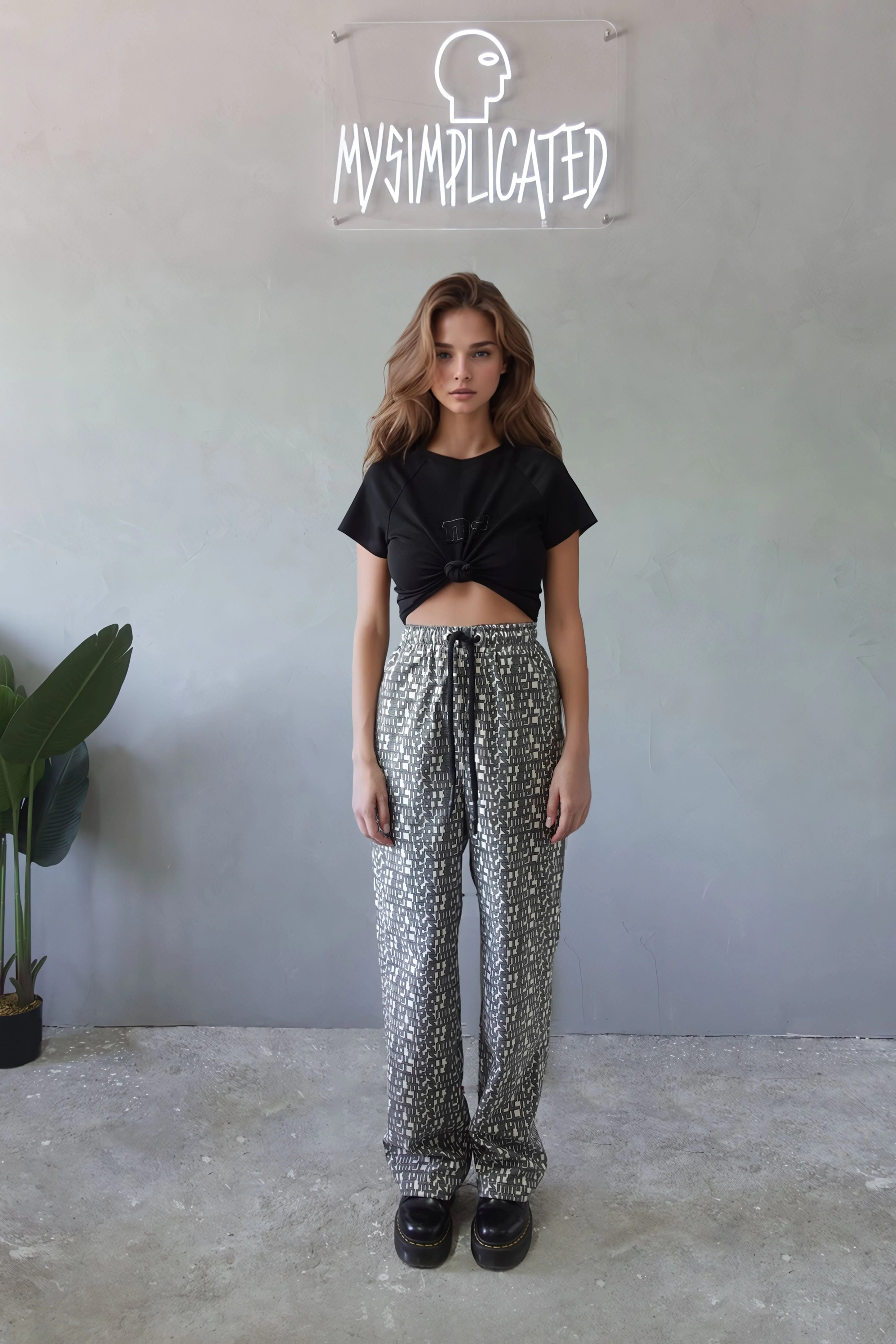 MySimplicated | Straight Trousers Ribbed Fabric Pattern - Image 4